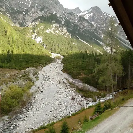 Herzebner Almwirt Lantställe